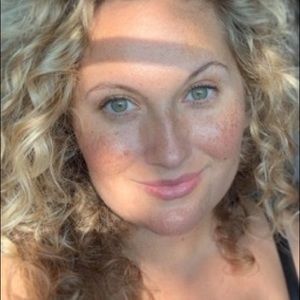 Meet your Posher, Joy